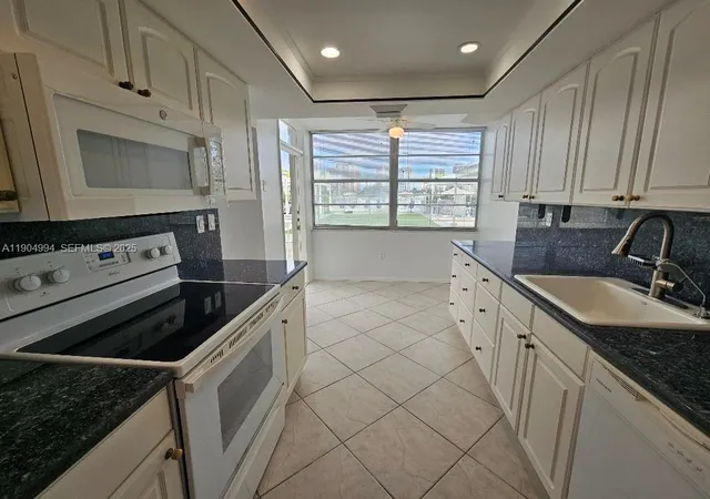5th image of 18041 Biscayne Blvd #204, Aventura, FL 33160 | MLS# A11904994