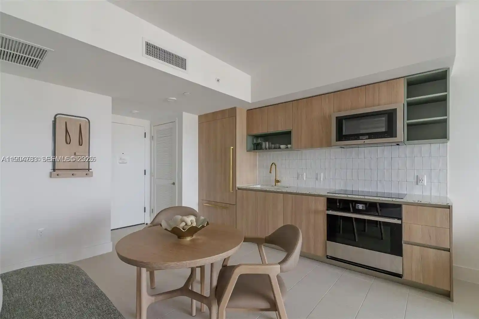 Photo 1 of Condo for sale at 159 Ne 6th St #3404, Miami, FL 33132 | MLS# A11904783 | Listing updated on 2026-10-15