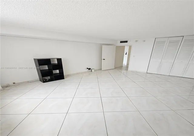 28th image of 230 174th St #409, Sunny Isles Beach, FL 33160 | MLS# A11902993