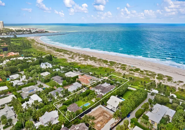 Photo 1 of Mansion for sale at 102 Reef Rd, Palm Beach, FL 33480 | MLS# R11135832 | Listing updated on 2026-09-23