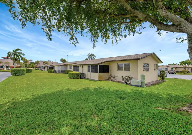 Homes for sale in West Palm Beach, FL | 2966 Ashley Dr E #I, West Palm Beach, FL 33415 | MLS# R11137087