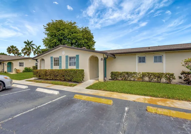 Homes for sale in West Palm Beach, FL | 2966 Ashley Dr E #I, West Palm Beach, FL 33415 | MLS# R11137087