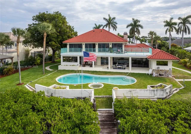 5th image of 1635 Lands End Rd, Manalapan, FL 33462 | MLS# A11906276