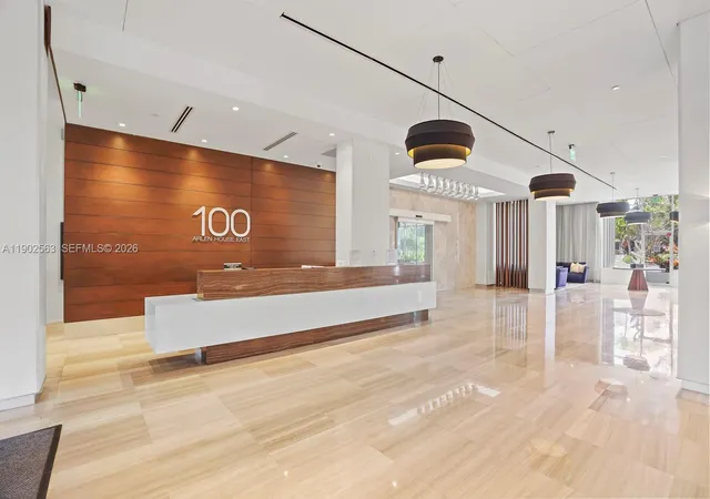 2nd image of 100 Bayview Dr #1901, Sunny Isles Beach, FL 33160 | MLS# A11902563