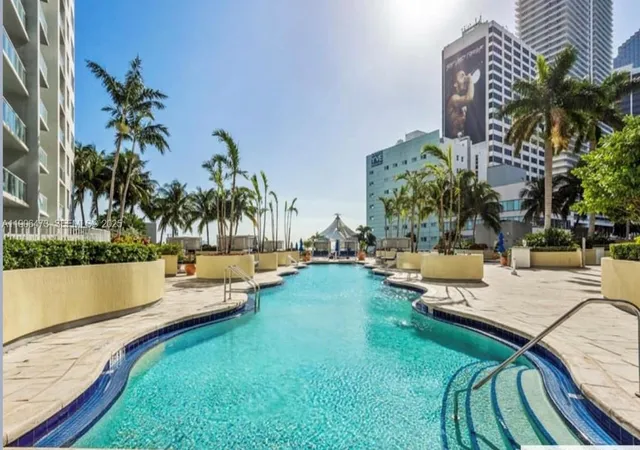 2nd image of 253 Ne 2Nd St #632, Miami, FL 33132 | MLS# A11906473