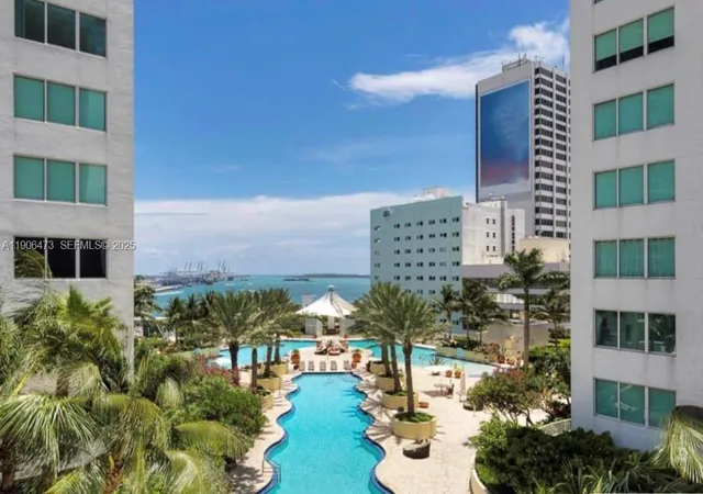 3rd image of 253 Ne 2Nd St #632, Miami, FL 33132 | MLS# A11906473