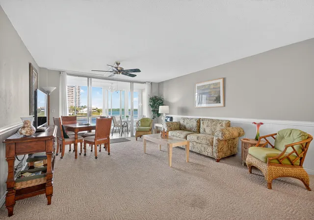 Homes for sale in North Palm Beach, FL | 36 Yacht Dr #307, North Palm Beach, FL 33408 | MLS# R11137335