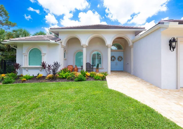 Homes for sale in Port Saint Lucie, FL | 2821 Se North Lookout Blvd, Port Saint Lucie, FL 34984 | MLS# R11137651