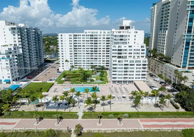 5th image of 5005 Collins Ave #1523, Miami Beach, FL 33140 | MLS# A11907652