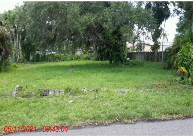 1st image of 4875 Sw 28th Ave, Fort Lauderdale, FL 33312 | MLS# F10534669
