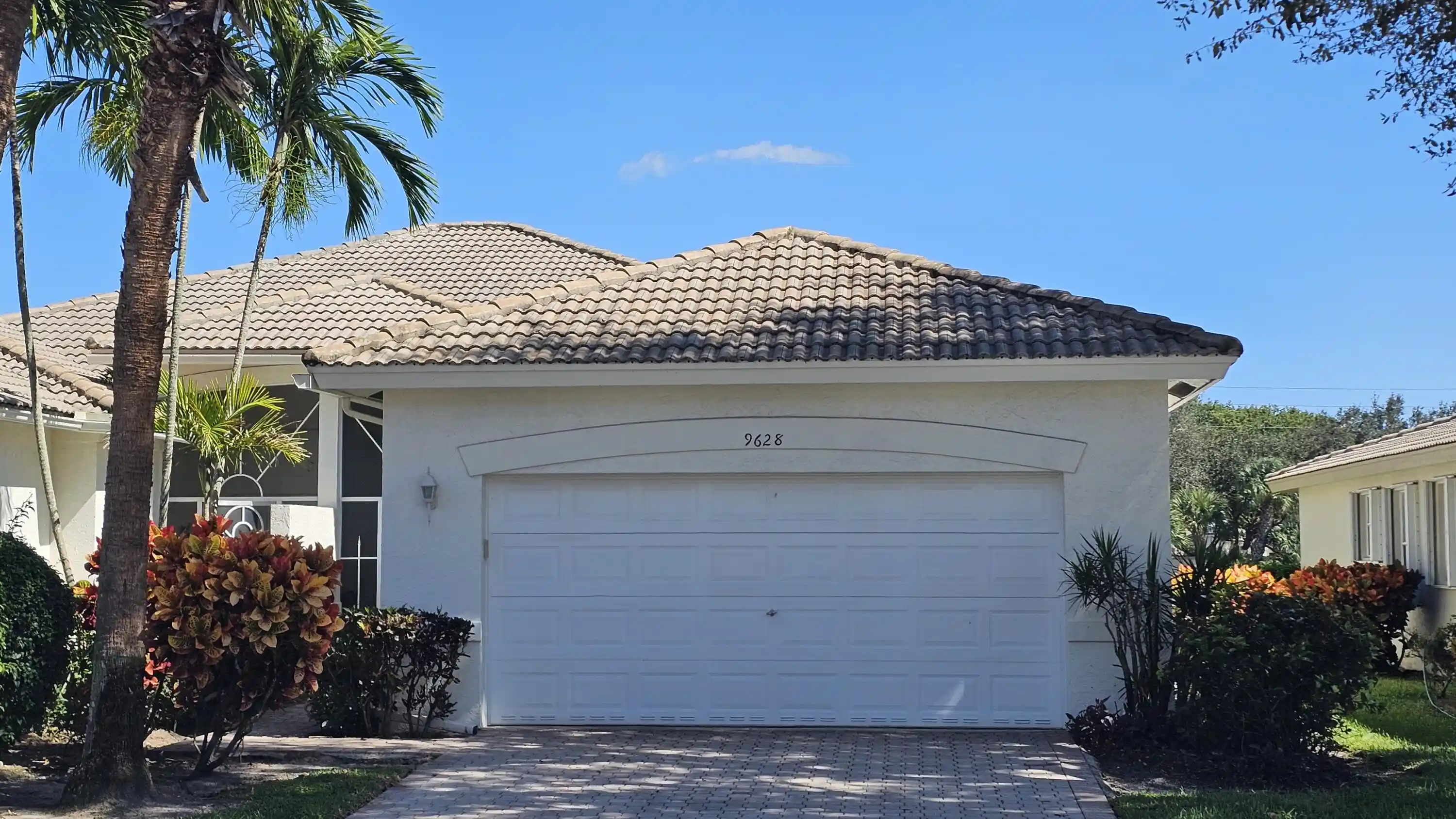 Photo 1 of Single family home for sale at 9628 Crescent View Dr N, Boynton Beach, FL 33437 | MLS# R11137860 | Listing updated on 2026-10-22