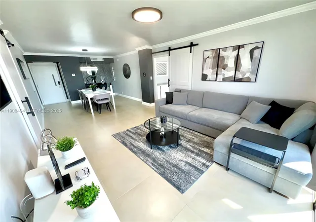 4th image of 20500 W Country Club Dr #501, Aventura, FL 33180 | MLS# A11908494
