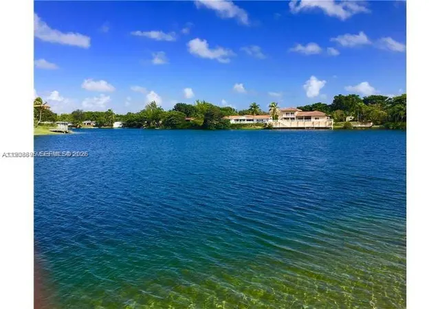 4th image of 2010 Ne 196Th Ter, North Miami Beach, FL 33179 | MLS# A11908895