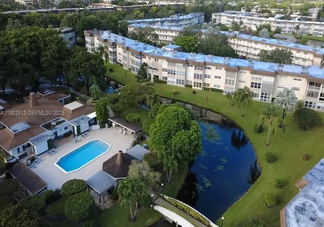 5th image of 4700 Nw 35Th St #602, Lauderdale Lakes, FL 33319 | MLS# A11902613