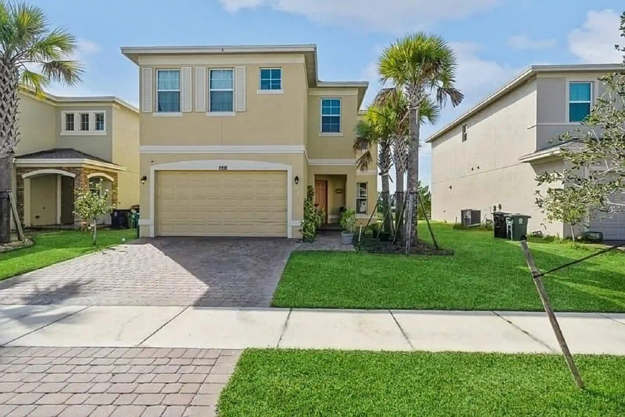Photo 1 of Single family home for sale at 1998 Nw Cataluna Cir, Port Saint Lucie, FL | MLS# R11138623 | Listing updated on 2026-10-29