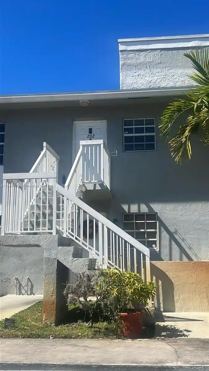 Photo 1 of Condo for sale at 438 Ne 210th Cir Ter #202-4B, Miami, FL 33179 | MLS# A11909947 | Listing updated on 2026-10-22