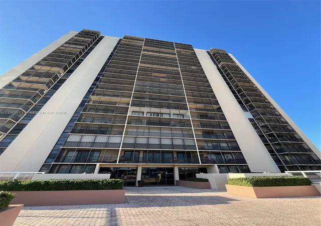1st image of 20301 W Country Club Dr #625, Aventura, FL 33180 | MLS# A11909514