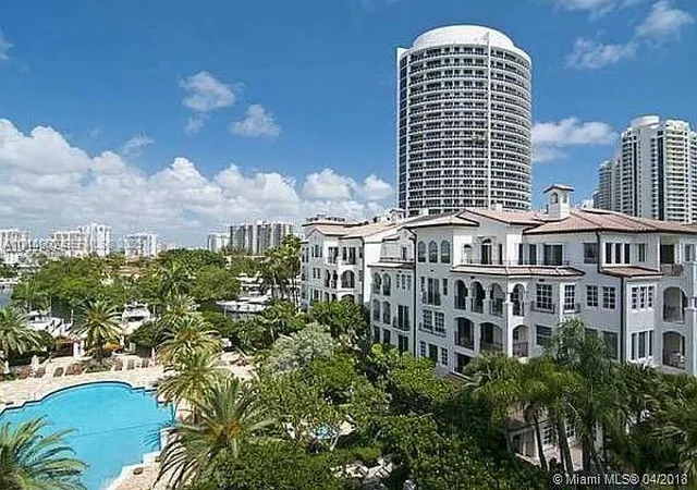 2nd image of 3900 Island Blvd #B-303, Aventura, FL 33160 | MLS# A11910666