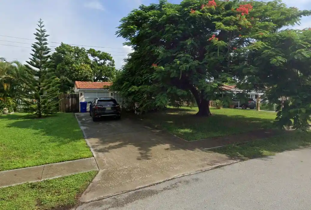 Photo 1 of Single family home for sale at 1435 Ne 182nd St, North Miami Beach, FL 33162 | MLS# R11139308 | Listing updated on 2026-10-27