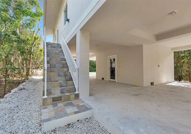 3rd image of (Undisclosed), Key Largo, FL 33037 | MLS# A11912047