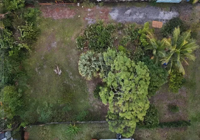 Photo 3 of Land for sale at 6483 Se Sylvan Pl, Hobe Sound, FL 33455 | MLS# R11140031 | Listing updated on 2026-09-23