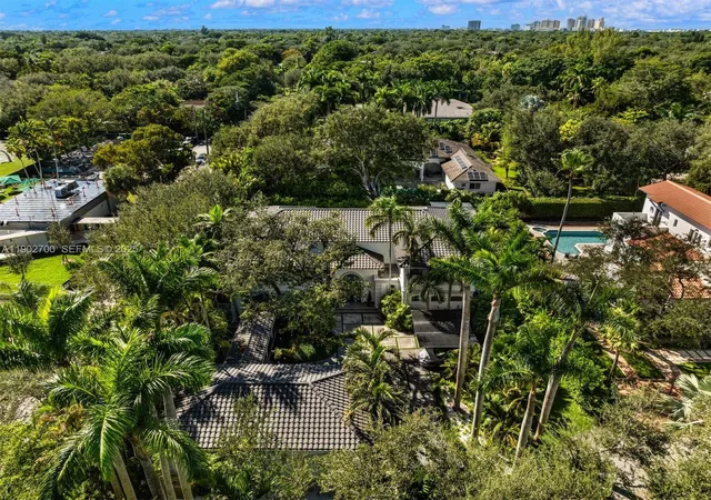 57th image of 5770 Sw 100th St, Pinecrest, FL 33156 | MLS# A11902700