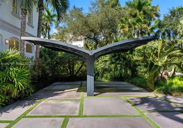 5th image of 5770 Sw 100Th St, Pinecrest, FL 33156 | MLS# A11902700