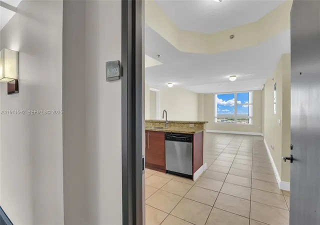Homes for sale in Sunrise, FL | 2681 N Flamingo Rd #1903S, Sunrise, FL 33323 | MLS# A11911582
