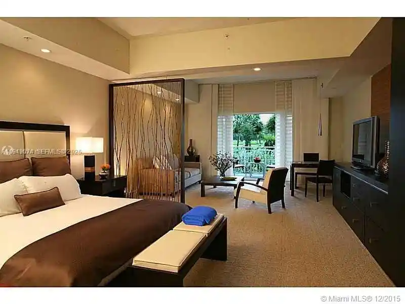 Condo for sale at 5300 NW 87th Avenue #802, Doral, FL 33178 | MLS# A11913074