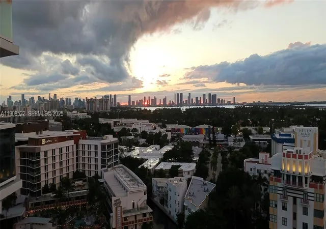 2nd image of 2401 Collins Ave #1708, Miami Beach, FL 33140 | MLS# A11908522