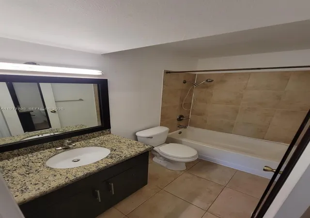 3rd image of 3992 Nw 87Th Ave, Sunrise, FL 33351