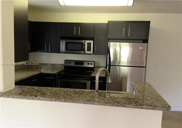 5th image of 3992 Nw 87Th Ave, Sunrise, FL 33351