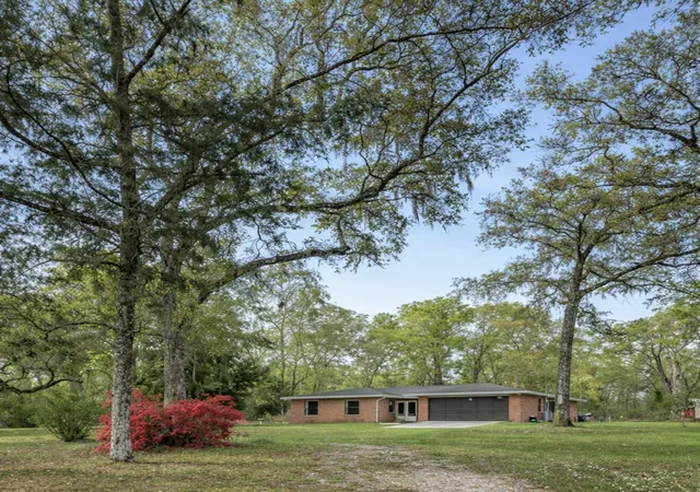 Homes for sale in Brooksville, FL | 26250 Blackjack St, Brooksville, FL 34601 | MLS# F10536961