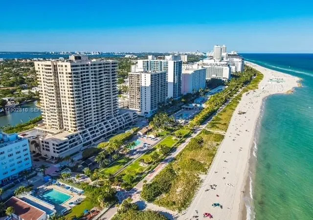 2nd image of 2555 Collins Ave #2200, Miami Beach, FL 33140 | MLS# A11902810