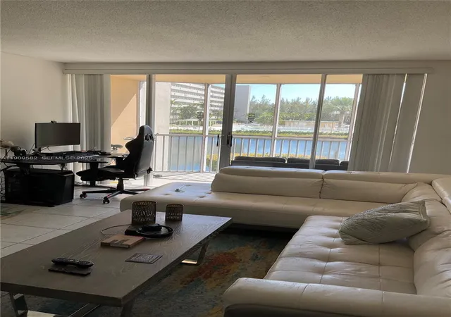 4th image of 1770 Ne 191St St #2061, Miami, FL 33179 | MLS# A11909582