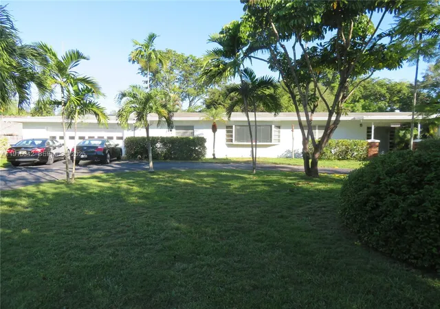 1st image of 7955 Sw 131st St, Pinecrest, FL 33156 | MLS# A11915042