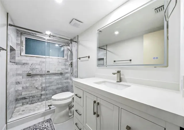 Homes for sale in Fort Lauderdale, FL | 1711 Sw 30Th Pl, Fort Lauderdale, FL 33315 | MLS# F10536967