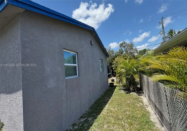 Homes for sale in Pompano Beach, FL | 2731 Nw 1st Ct, Pompano Beach, FL 33069 | MLS# A11915236