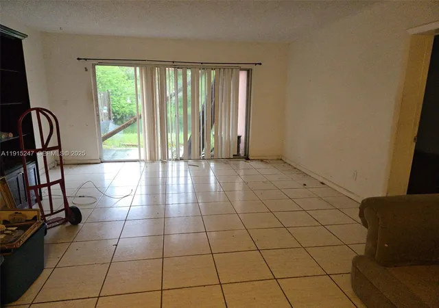 5th image of 1524 Nw 56Th Ave #7, Lauderhill, FL 33313 | MLS# A11915247