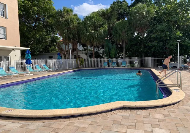 2nd image of 1455 N Treasure Dr, North Bay Village, FL 33141