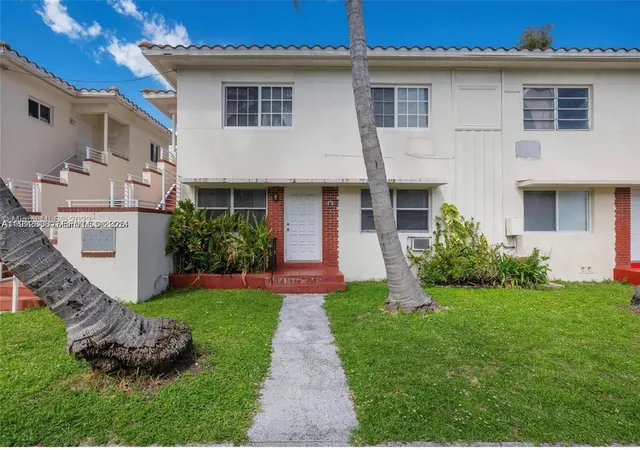 4th image of 1197 Marseille Dr #12, Miami Beach, FL 33141 | MLS# A11912808