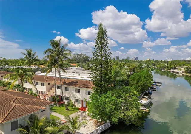 5th image of 1197 Marseille Dr #12, Miami Beach, FL 33141 | MLS# A11912808