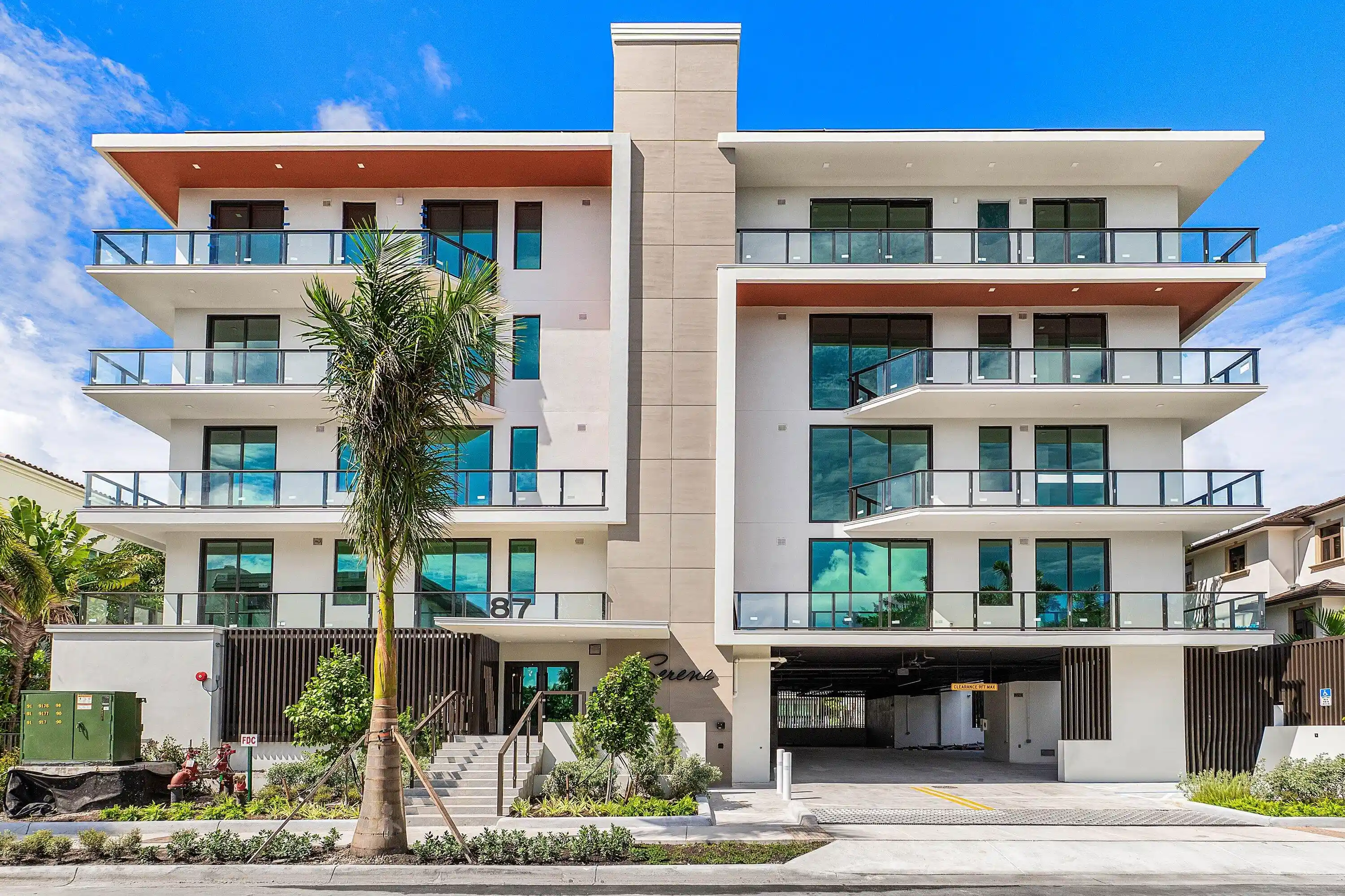 Listing Photo 1 - Condo for sale in 87 Isle Of Venice Dr located at 87 Isle Of Venice Dr, Fort Lauderdale, FL 33301 - Unit #301n