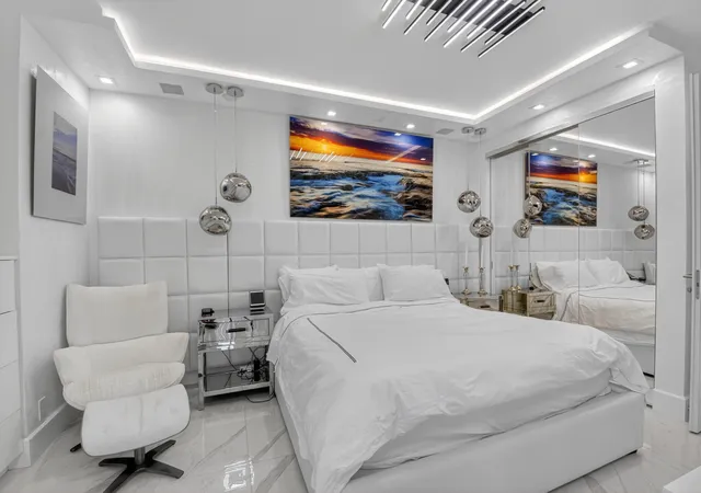 3rd image of 19297 Sabal Lake Dr, Boca Raton, FL 33434