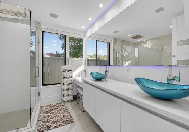 4th image of 19297 Sabal Lake Dr, Boca Raton, FL 33434