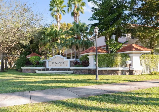 Homes for sale in Miramar, FL | 8208 Sw 25th Ct #103, Miramar, FL 33025 | MLS# A11917174