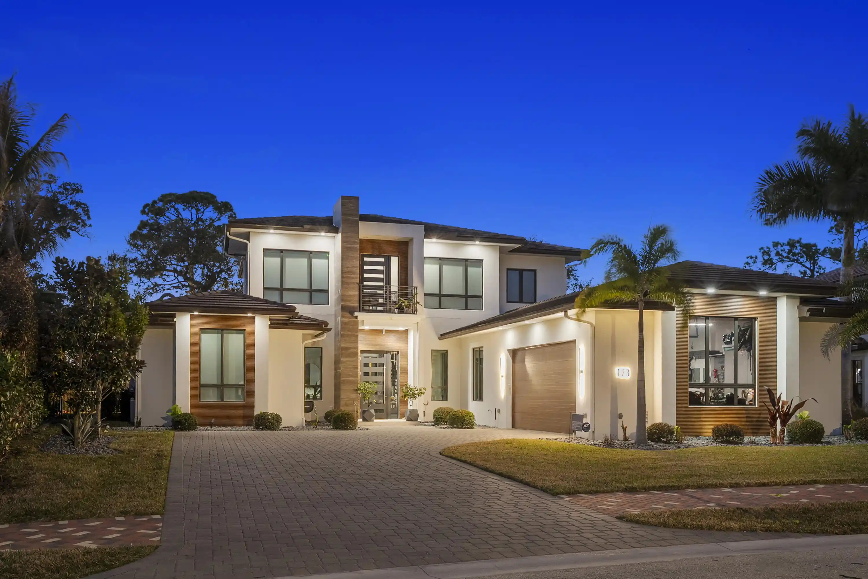 Photo 1 of Single family home for sale at 178 Se Via Lago Garda, Port Saint Lucie, FL | MLS# R11142231 | Listing updated on 2026-10-22