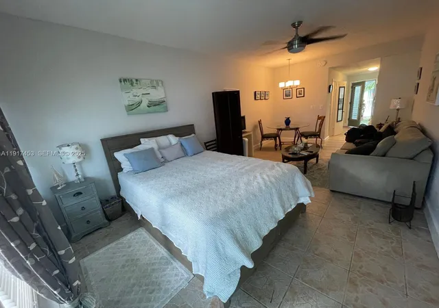 5th image of 6490 Collins Ave #5, Miami Beach, FL 33141 | MLS# A11917453
