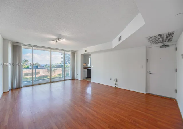 2nd image of 5900 Collins Ave #506, Miami Beach, FL 33140 | MLS# A11915815