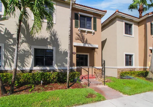 Homes for sale in Cutler Bay, FL | 22511 Sw 88Th Pl #7-24, Cutler Bay, FL 33190 | MLS# A11917714